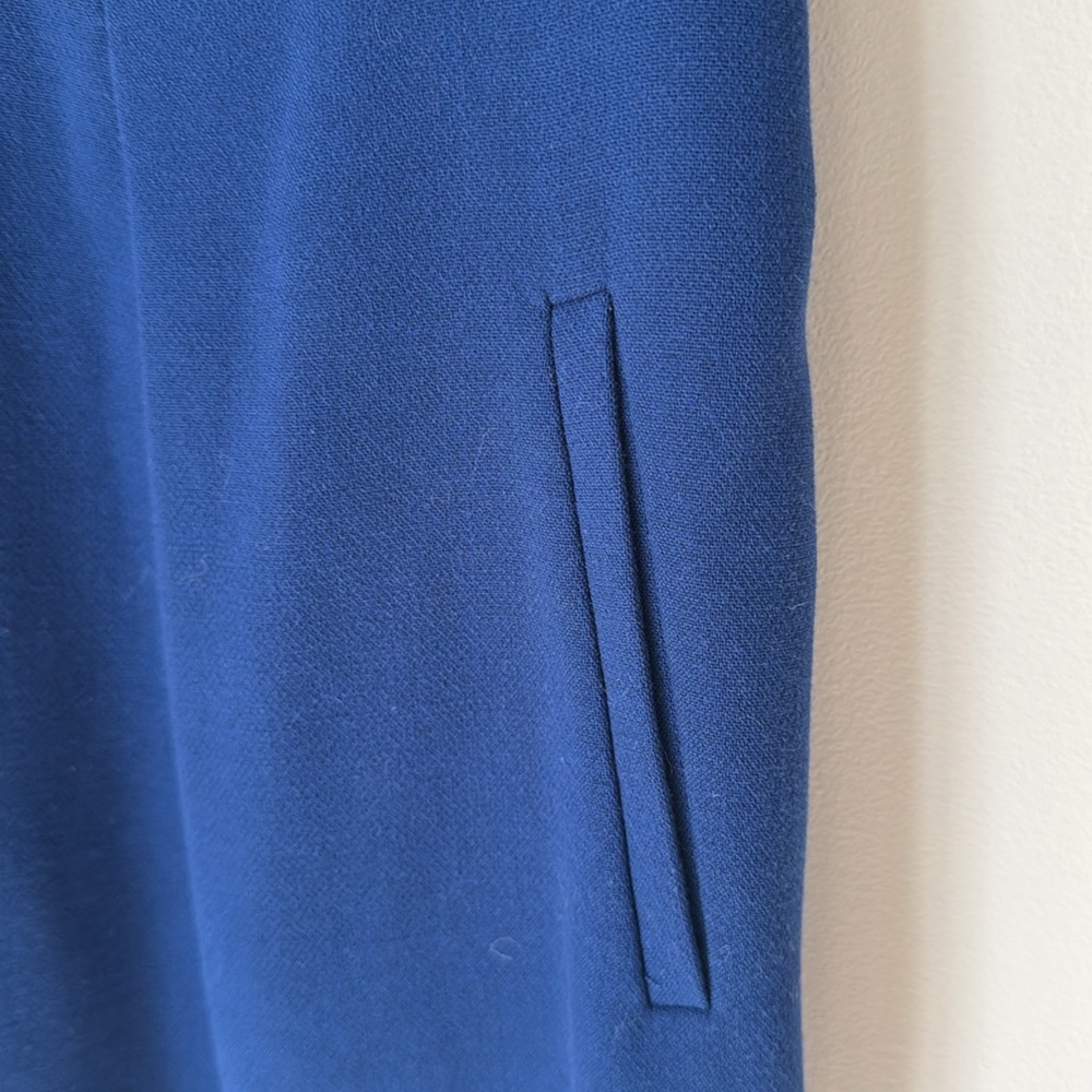 LOFT | V-neck Sleeveless A-line Dress with Pockets in Blue | Size 8 - Picture 5 of 7